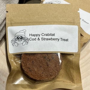 Cod and Strawberry Rolls, High Protein Hermit Crab & Isopod Food
