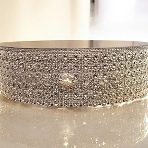 Luxury Rhinestone Cake Stand: Bling Wedding Cake Riser, Silver or Gold, 4 inch