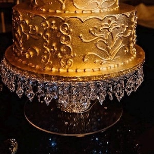 Crystal Acrylic Mirror Cake Stand: 4-Inch Elegant Wedding Display with LED
