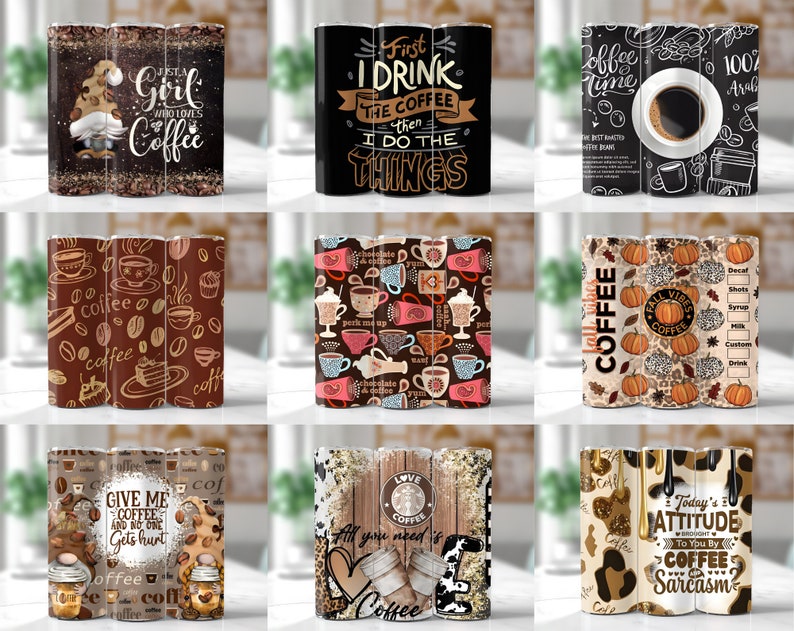 Pu&ograve; includere: Set di nove design di bicchieri da caff&egrave;. I design presentano varie immagini e testi relativi al caff&egrave;, tra cui chicchi di caff&egrave;, tazze da caff&egrave; e citazioni sul caff&egrave;. I bicchieri sono tutti in uno schema di colori marrone e bianco.
