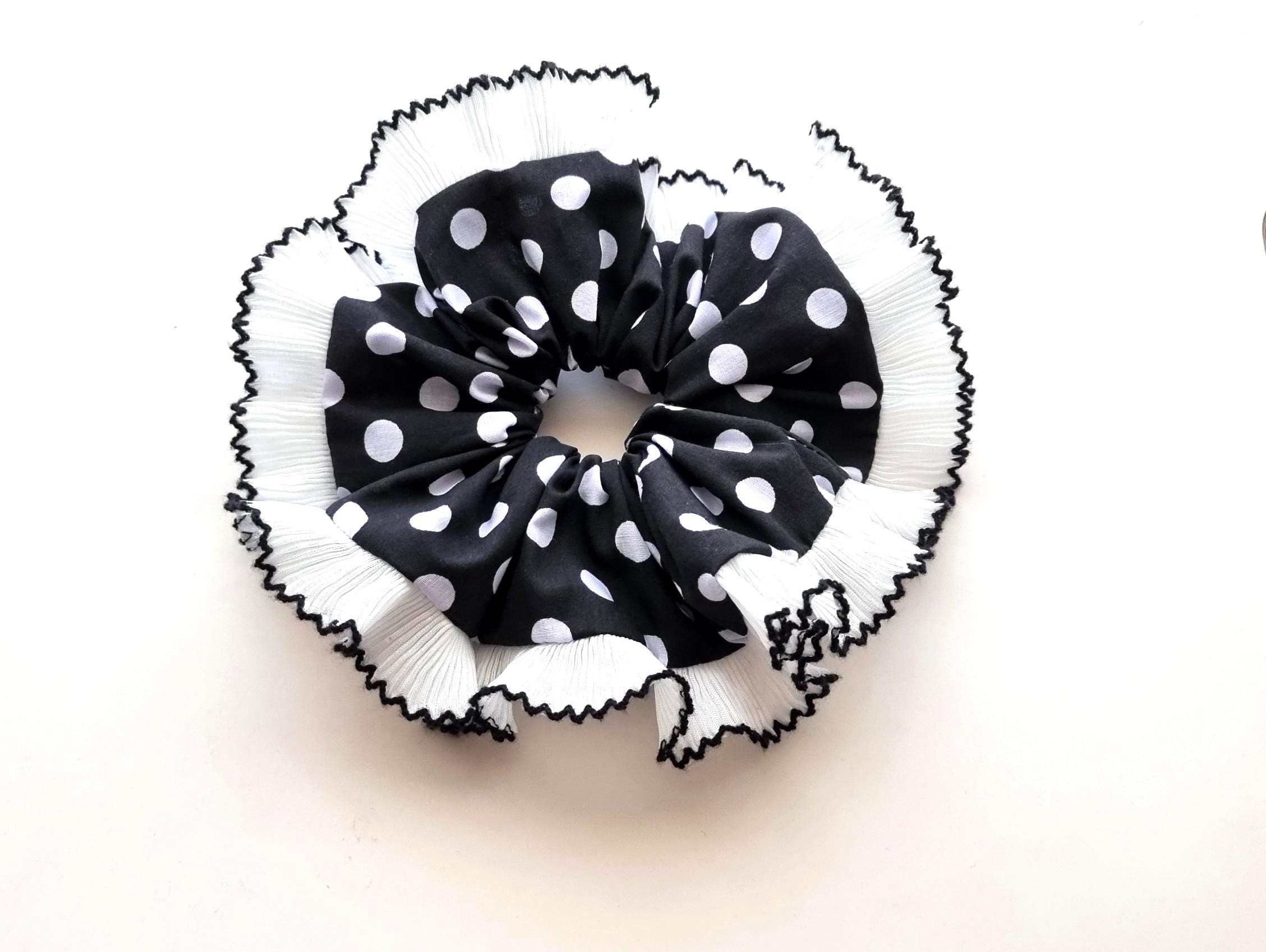 Black and White Polka Dot Frill Scrunchie With Ruffle Lace  display picture 2