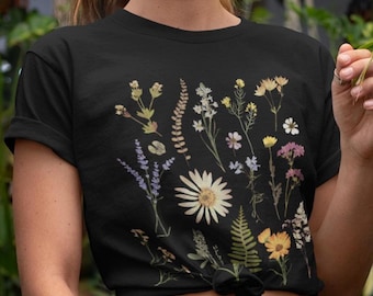 Botanisk T-shirt Cottagecore-skjorta Blommig T-shirt Vildblomma-T-shirt Pressade blommor Boho-kläder Naturälskare Gåva Vegansk T-shirt Goblincore