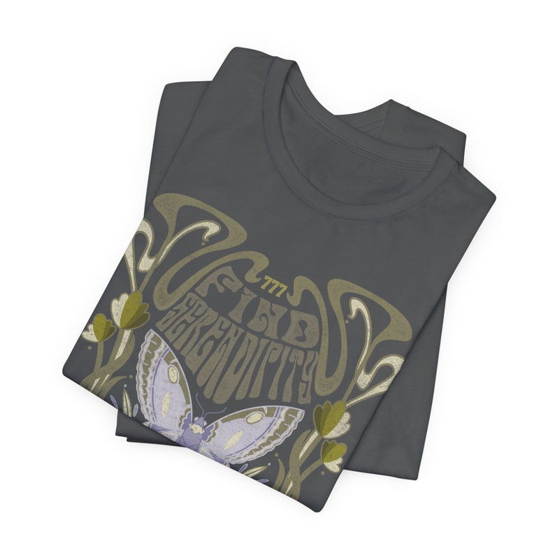 Unisex Boho Schmetterling Shirt Vintage Tee Boho Floral Tshirt Boho Blumen Shirt Natur Liebhaber Geschenk Jugendstil Art Deco Shirt 70er Jahre Witchy Shirt Bild 8
