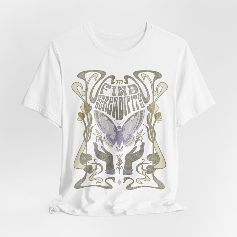 Unisex Boho Schmetterling Shirt Vintage Tee Boho Floral Tshirt Boho Blumen Shirt Natur Liebhaber Geschenk Jugendstil Art Deco Shirt 70er Jahre Witchy Shirt Bild 5