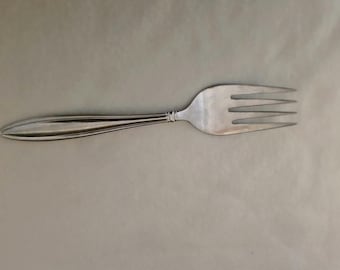 Tenedor de servir de acero inoxidable Reed & Barton Celebration de 22,2 cm (8 3/4”) para carne fría, color plata.