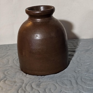 Vintage Stoneware Crock Jar – Brown Glazed Pottery – 7” Tall Rustic Kitchen Decor