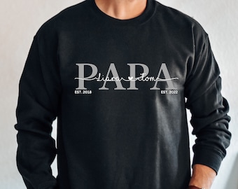 Personalized PAPA Sweater | DAD sweater with child's name year of birth | Gift birth, expectant parents, baby shower, Father's Day