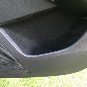 Ford Focus MK3.5 Komfortset - Självhäftande brusreducerande filt för förvaringsfickor