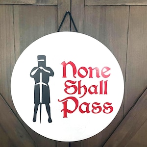 Colgador de puerta de madera "Ninguno pasará" – Decoración con silueta de caballero – Letrero inspirado en Monty Python