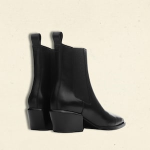 Handgjorda svarta läder-Chelsea-stövlar: Ankelstövlar med fyrkantig tå