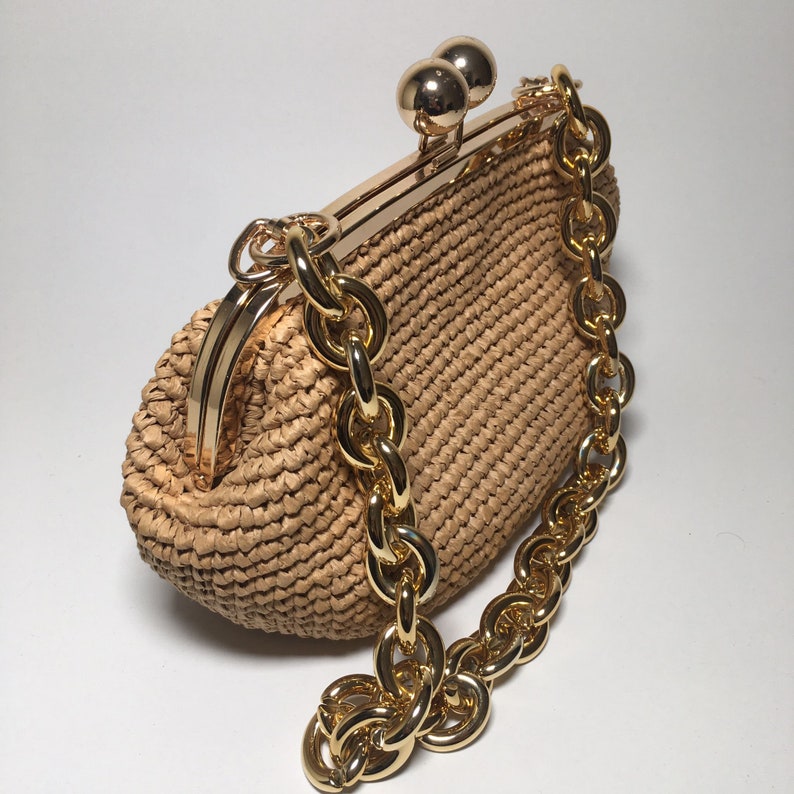 Peach Raffia Shoulder Bag - Natural / Gold