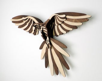 Exotic Jungle-Themed 3D Macaw Wood Art Wall Hanging