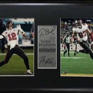 Tom Brady & Rob Gronkowski &quot;SB LV&quot; Gerahmtes Display (Engraved Serie)