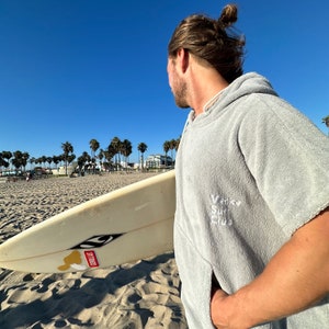 Venice Surf Club Cotton Microfiber Surf Poncho, Wetsuit Changing Towel Bath Robe with Hood and Pocket