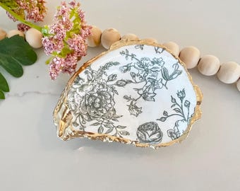 Sage Floral Oyster Ring Dish, French Toile, Gift for Bride, Bridesmaid, Engagement, Party and Wedding Favor, Personalized