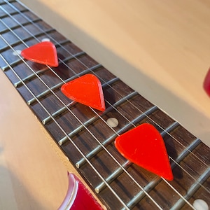 Guitar Picks 3D Print File 3 Sizes 1.0MM 0.7 MM 0.5MM