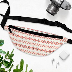 Pattern crossbody bag Azec style pattern travel pack Native style American fanny pack pattern bags cross body hip pack should bag waist belt