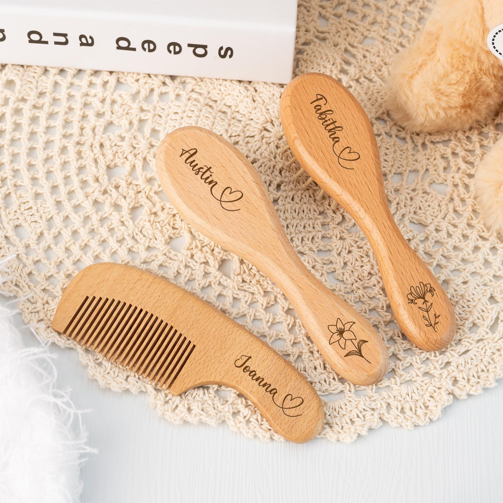 Personalized Wooden Baby Hairbrush Set, Wooden Hairbrush and Comb for Newborns, Engraved Name Brush Keepsake Gift, Baby 1st Birthday Gift