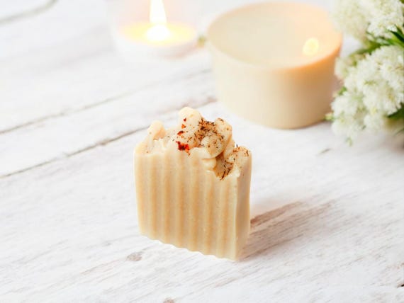 Hibiscus Honey Goat Milk Soap Luxurious Handmade Body Soap Moisturizing Natural Bar For Dry Skin Gift For Mom And Self-Care Gift
