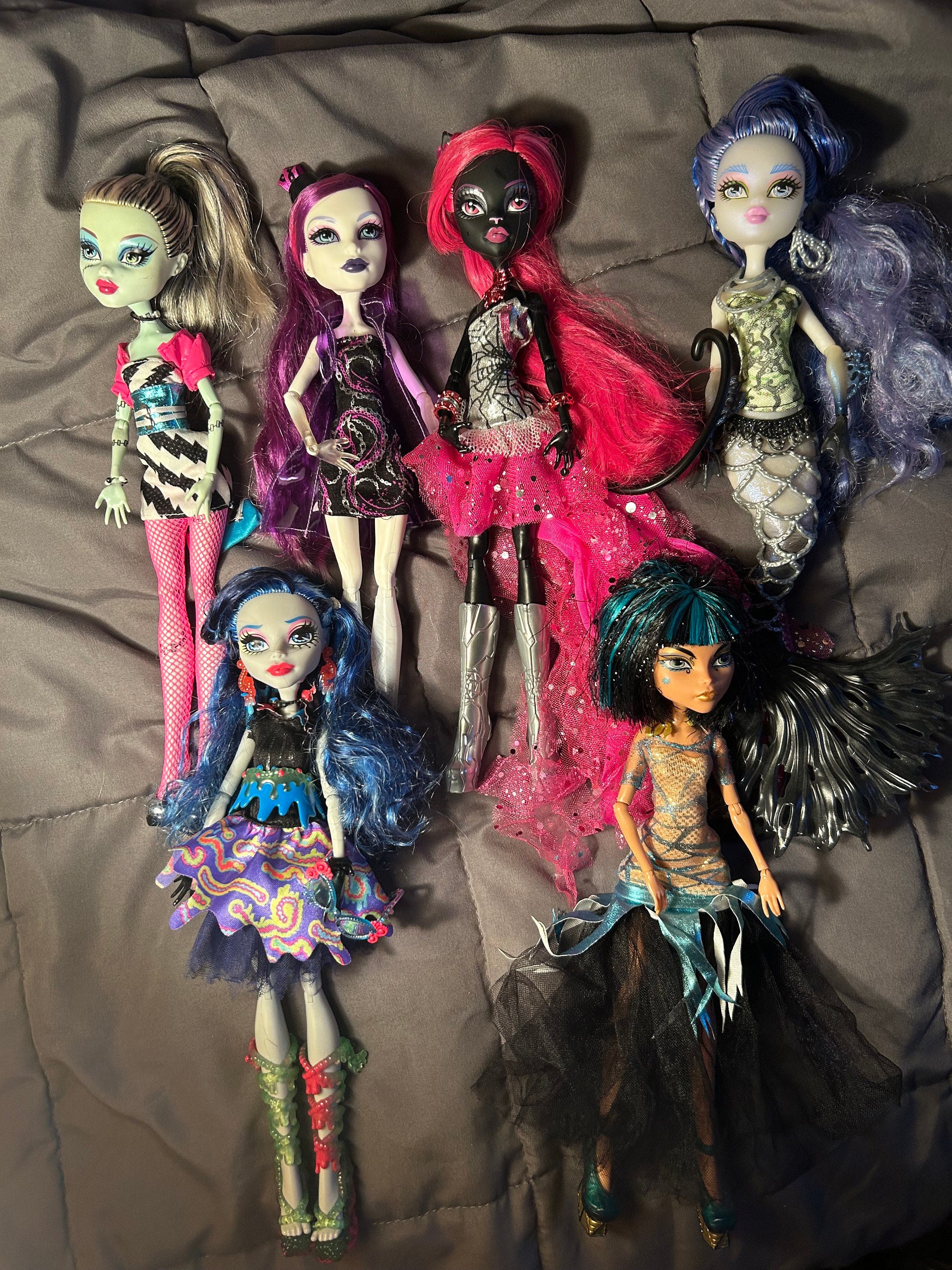 Used monster high dolls cheap new arrivals