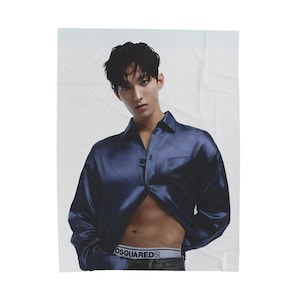 Seventeen DK Flexing Abs Blanket, Seventeen Kpop Blanket, Seventeen Follow Again, Seventeen Spill the Feels, Seventeen World tour