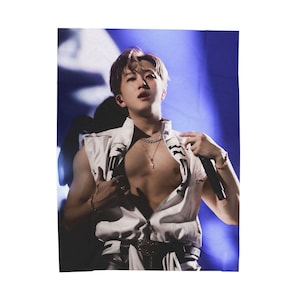 Stray Kids Hyunjin Blanket - Etsy