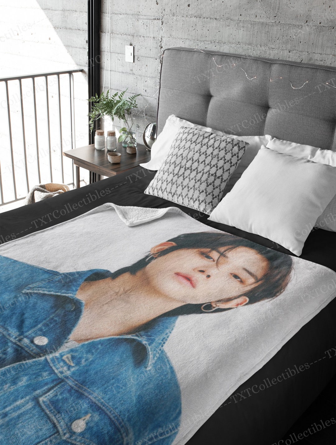 WAVESTEEᵀᴹ Custom Yeonjun TXT Blanket main image 1