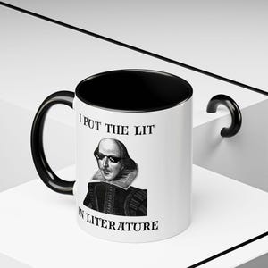 シェイクスピア コーヒーマグ - 文学に文学を - 英語教師へのギフト - 面白い文学の引用マグ - 読書愛好家カップ