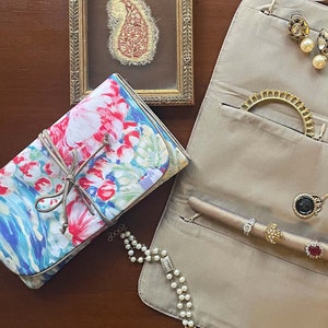 Beautiful Floral Jewellery Pouch, Bag, Blue/Pink, Satin-smooth