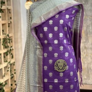 Handloom Chanderi Printed Dress Material with Gold Weave Border & Banarasi Duppatta