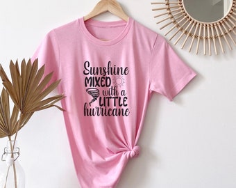 Koszulka z grafiką Sunshine Hurricane: Sassy Southern Shirt dla kobiet