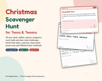Puede incluir: Un juego de búsqueda del tesoro navideño para adolescentes en PDF imprimible con 30 tarjetas de pistas, acertijos, cifrados y anagramas. Las tarjetas incluyen texto como Hung With Care, espacios para notas y códigos. Incluye carta del Polo Norte.