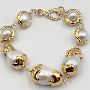 Natural Baroque Pearl Bracelet, Vintage Pearl Bracelet, Handmade Dainty Bracelet, Statement Pearl Jewelry, Handmade Jewelry, Gifts of her
