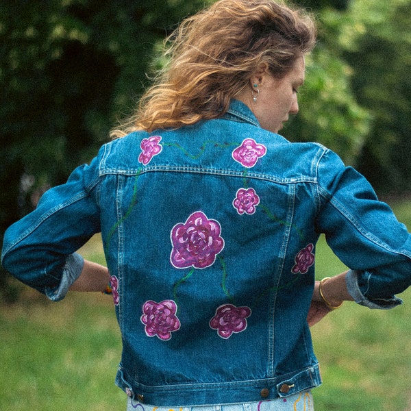 Pink Rose | Upcycled denim jacket | Hand-painted | Slow fashion | Lois Size 40