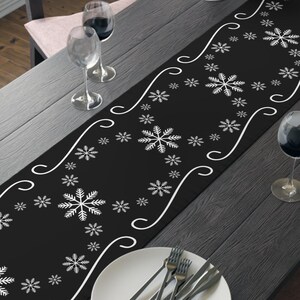 Snowflake Christmas Table Runner, Winter Kitchen Decor (16" x 72" or 16" x 90") 16" × 90"