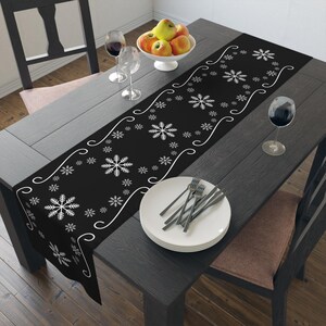 Snowflake Christmas Table Runner, Winter Kitchen Decor (16" x 72" or 16" x 90") 16" × 72"