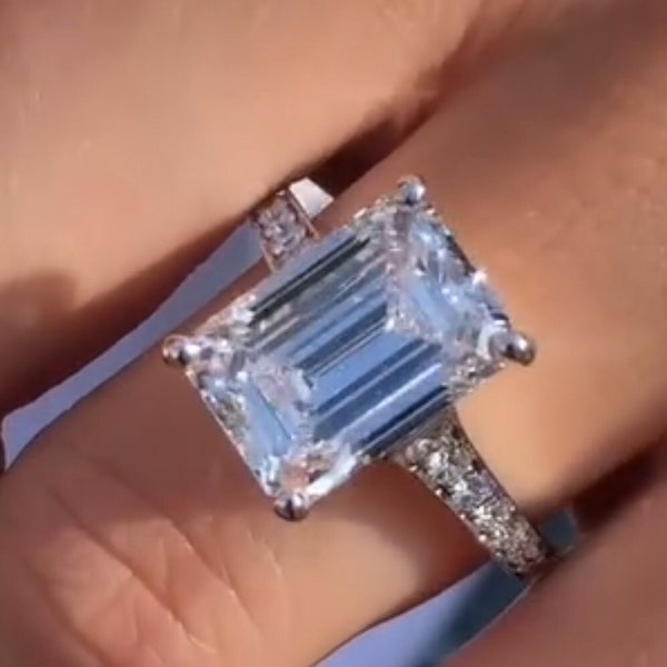 4 CT Emerald Cut Moissanite Engagement Ring, Emerald Cut Engagement Ring, Emerald Cut Solitaire Engagement Ring, Emerald Cut Promise Ring