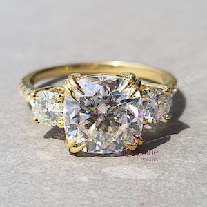 3CT Cushion Cut Moissanite Engagement Ring, 14K Solid Gold Ring, Double Claw Prong Cushion Ring, Meghan Markle Ring Three Stone Cushion Ring