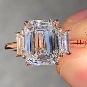 4CT Emerald Cut Three Stone Moissanite Engagement Ring, 14K Solid Gold Trilogy Wedding Ring, Three Stone Emerald Ring, Dainty ring For women