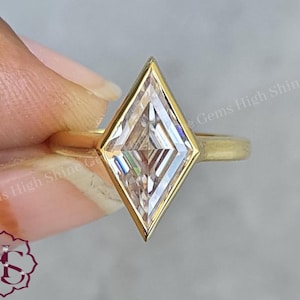 3.5Ct Lozenge Cut Moissanite Engagement Ring,14K White Gold Antique Kite Shape Ring, Kite Cut Bezel Set Solitaire Ring, Huge Moissanite Ring
