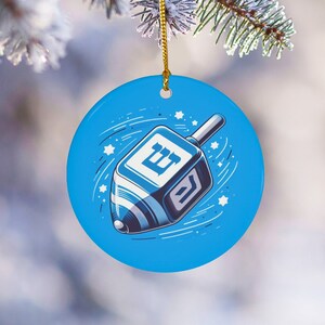 Hanukkah Dreidel Ornament, Hanukkah Decorations, Hanukkah Gift, Hanukkah Decor, Hanukkah Tree Topper, Ceramic Dreidel Ornament, Jewish Gift