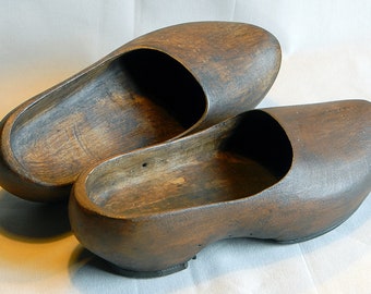 Pair of large vintage wooden clogs (43/45).