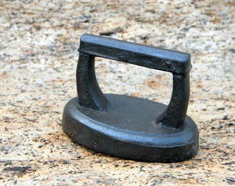 Antique cast iron lacemaker&#39;s iron.
