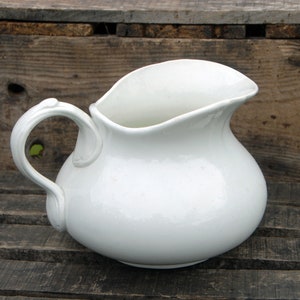 White K and G toilet jug in &quot;Lunéville&quot; earthenware.