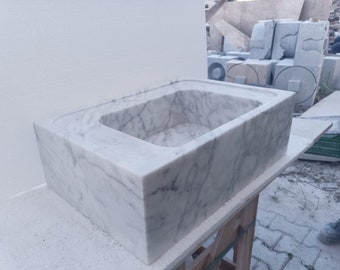 Handskuret väggmonterat handfat i Carrara-marmor, rektangulärt handfat (40 x 60 x 15 cm)