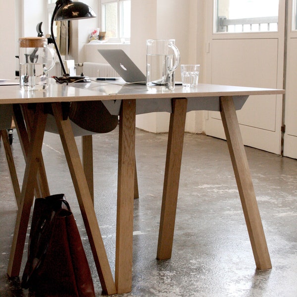 2 Tischböcke, Tischuntergestell, 3-beinige Böcke, Tischbock, Böcke BockAuf_ , Böcke aus Metall und Holz, Designertisch, Büromöbel