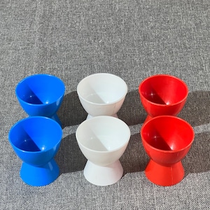 6 egg cups, plastic egg cups, GDR, Ostalgie, breakfast egg, boiled egg