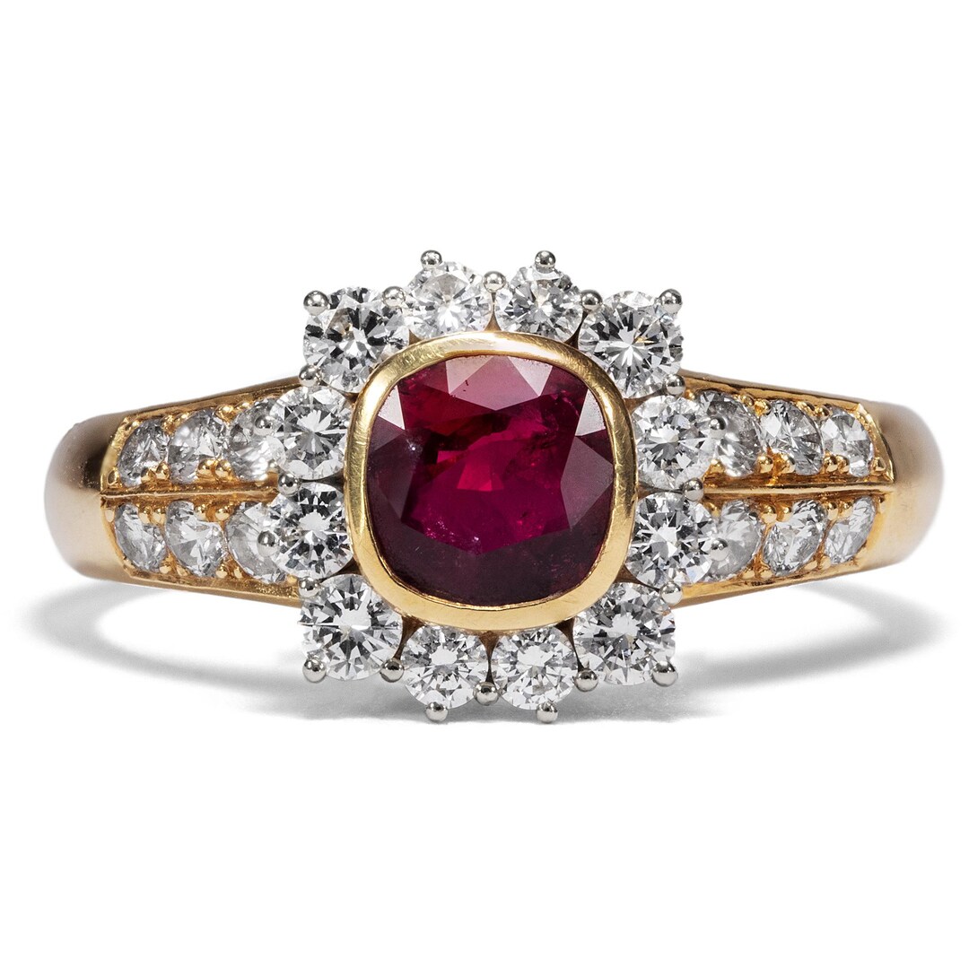 Ruby Rod Entourage Vintage Entourage Ruby Ring | Moissanite Accents in Yellow Gold ...