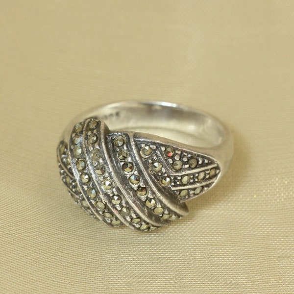 Vintage 925 sterling silver and marcasite ring - retro sparkly diagonal stripe design - size 5 3/4 (US) L (NZ, Aus, UK) - free shipping