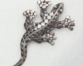 Broche de gecko de plata de ley - broche vintage de reptil lagarto moteado - joyería figurativa de animal texturizada, en excelente estado - joyería para amantes de los animales
